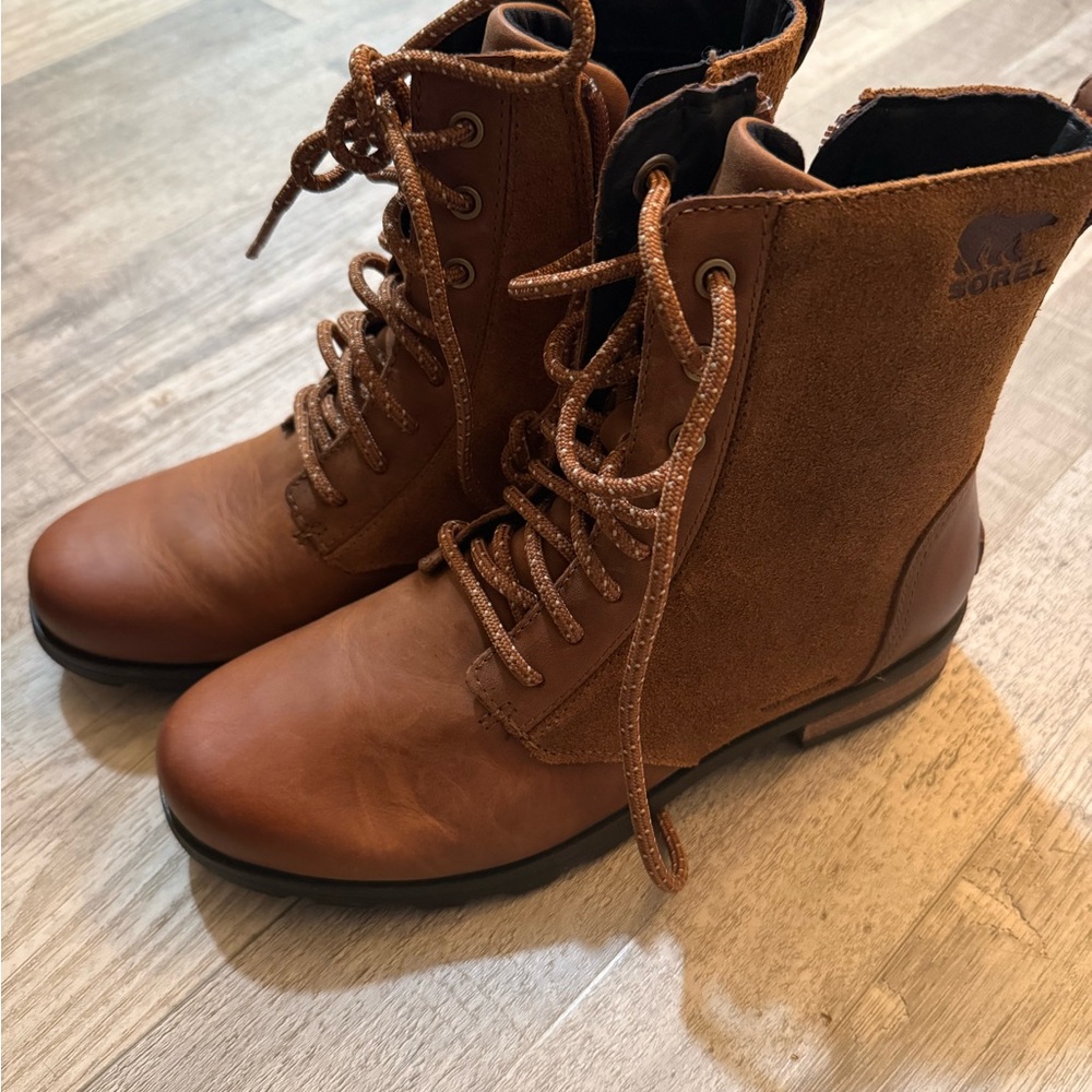 Sorel Tan Emelie Boots